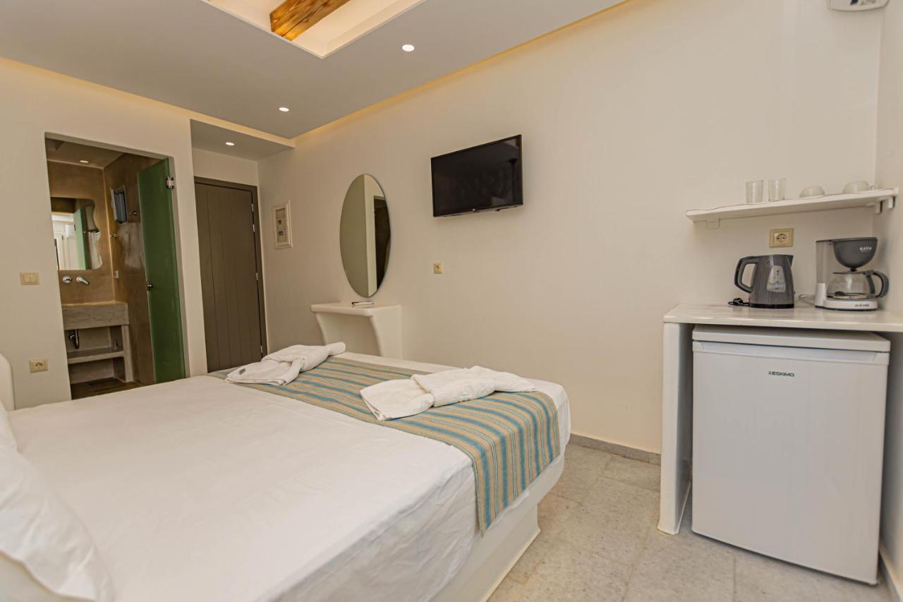 Kallithea Hotel Agia Anna  Extérieur photo